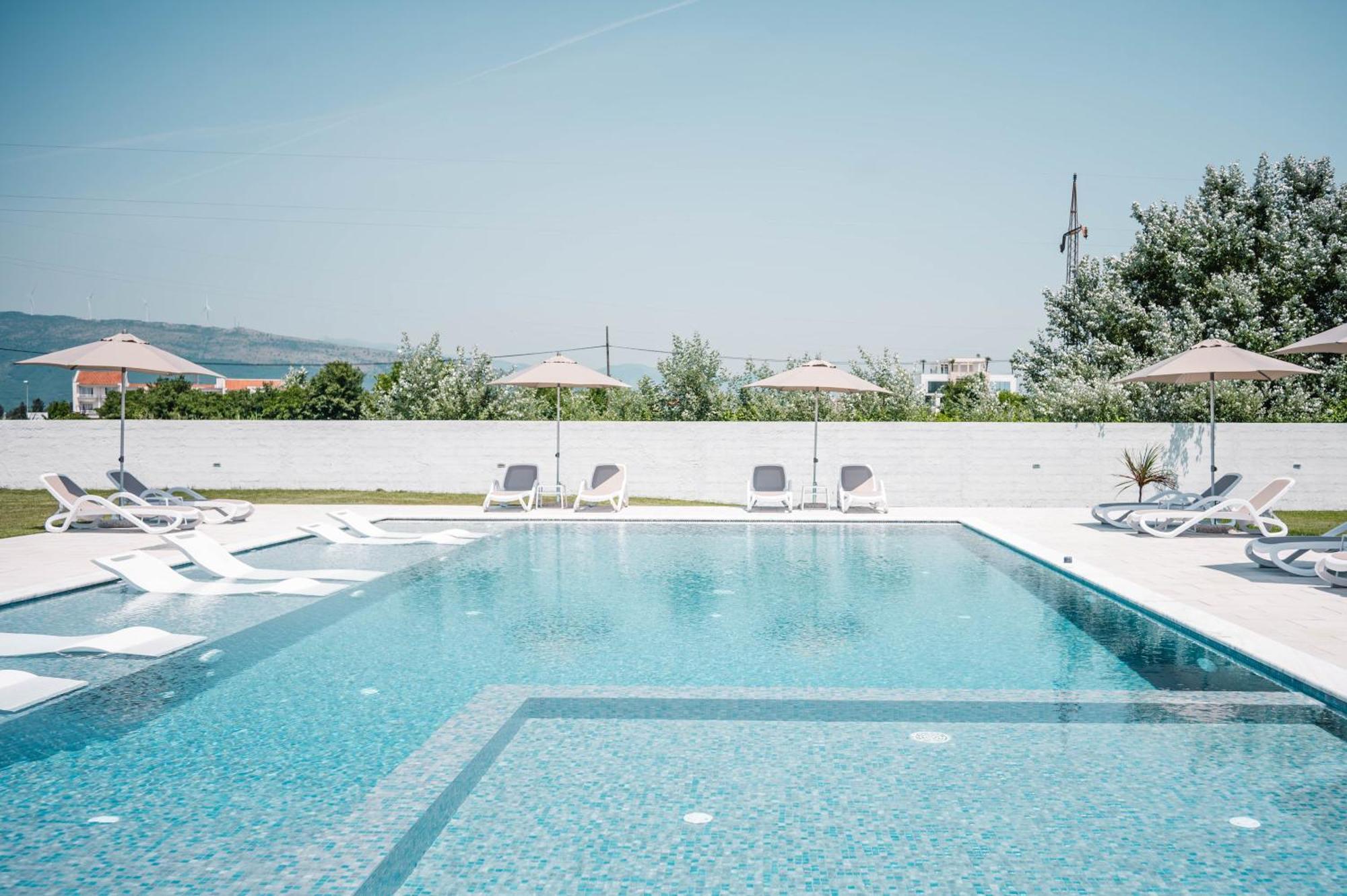 Apartments Antique Ulcinj Luaran gambar