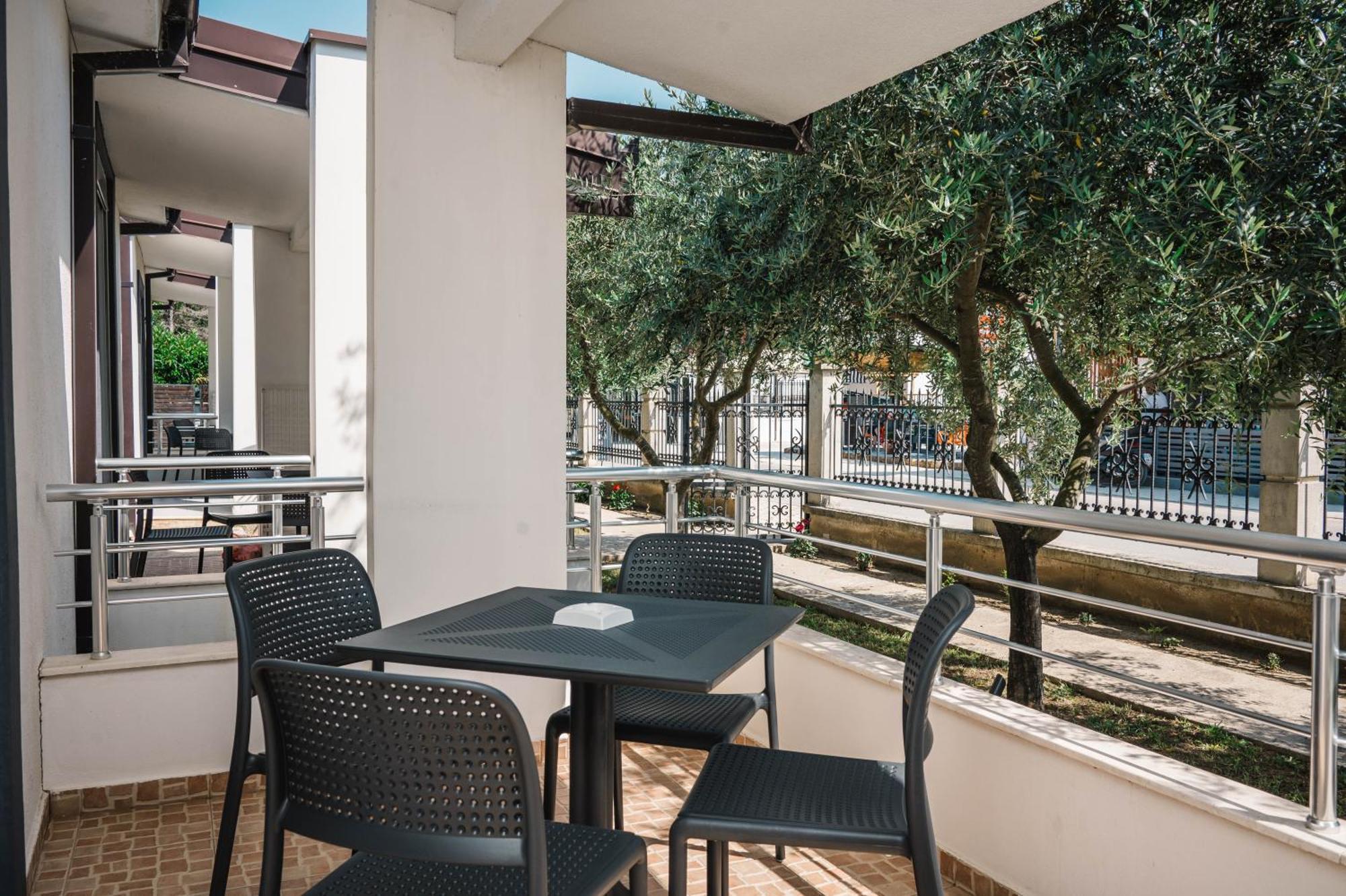 Apartments Antique Ulcinj Bilik gambar